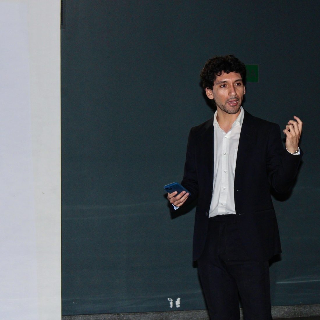 Eduardo Zuca durante una presentación